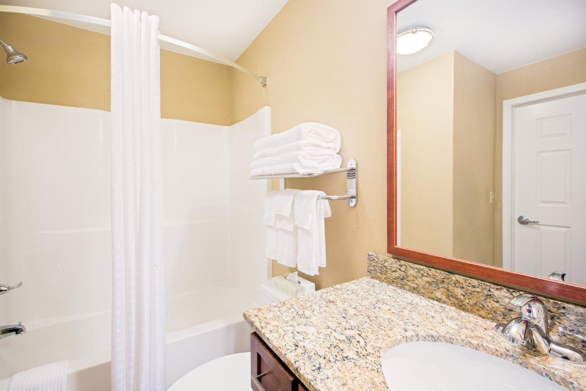 Candlewood Suites Pittsburgh-Cranberry By Ihg Cranberry Township Exterior foto
